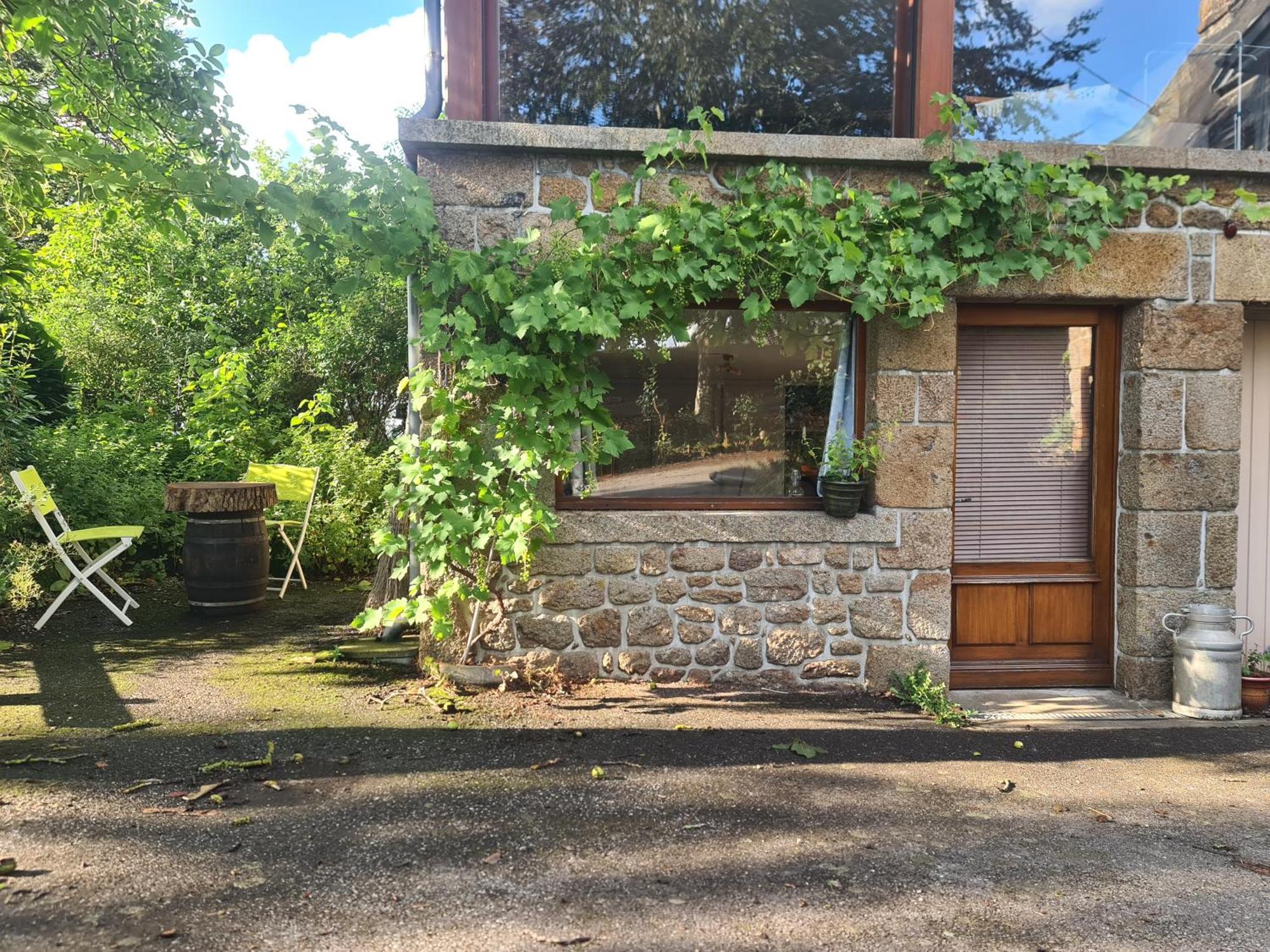 Chambre A La Ferme, Les Vergers Du Muscardin Breel Exterior photo