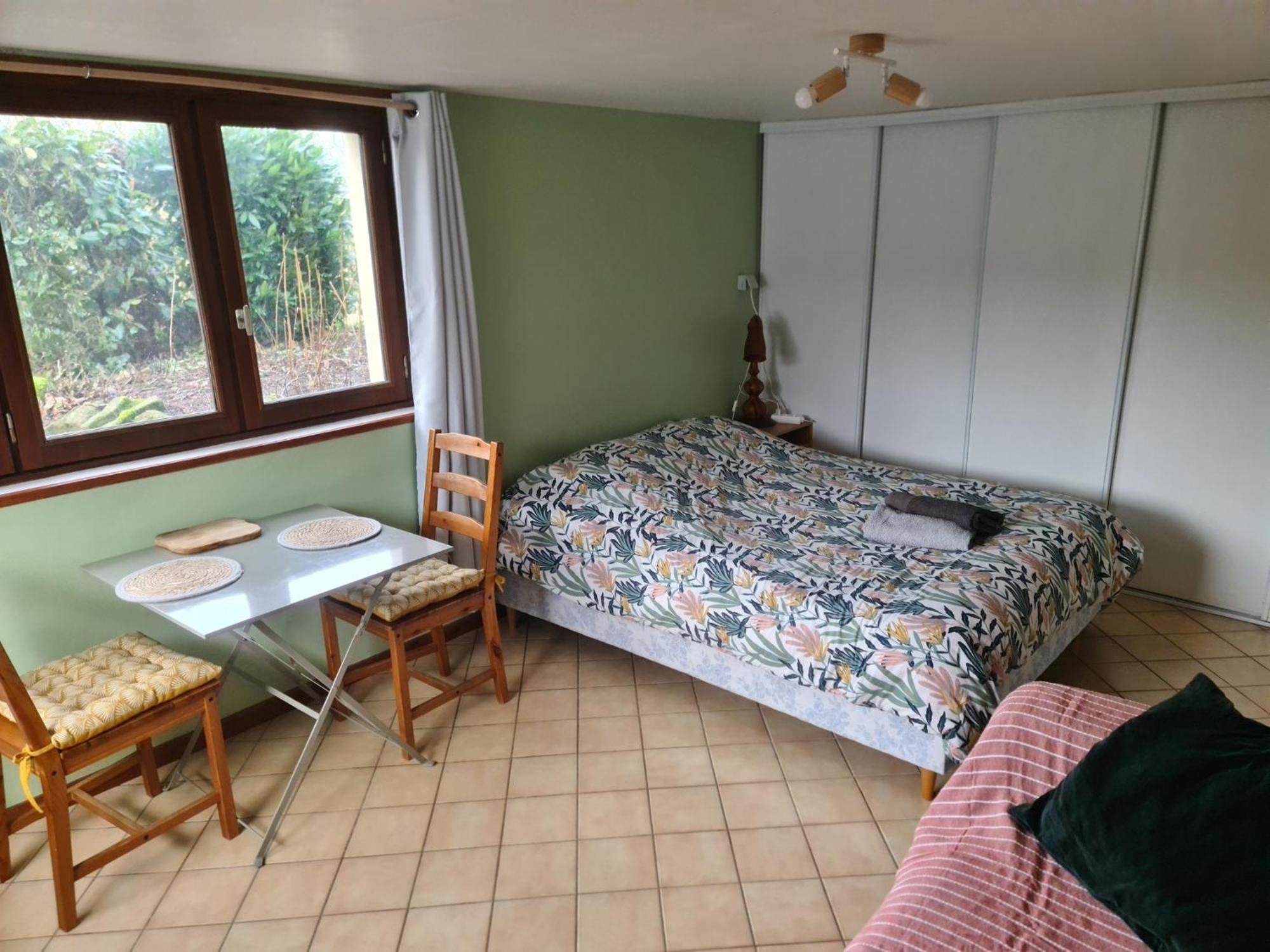 Chambre A La Ferme, Les Vergers Du Muscardin Breel Exterior photo